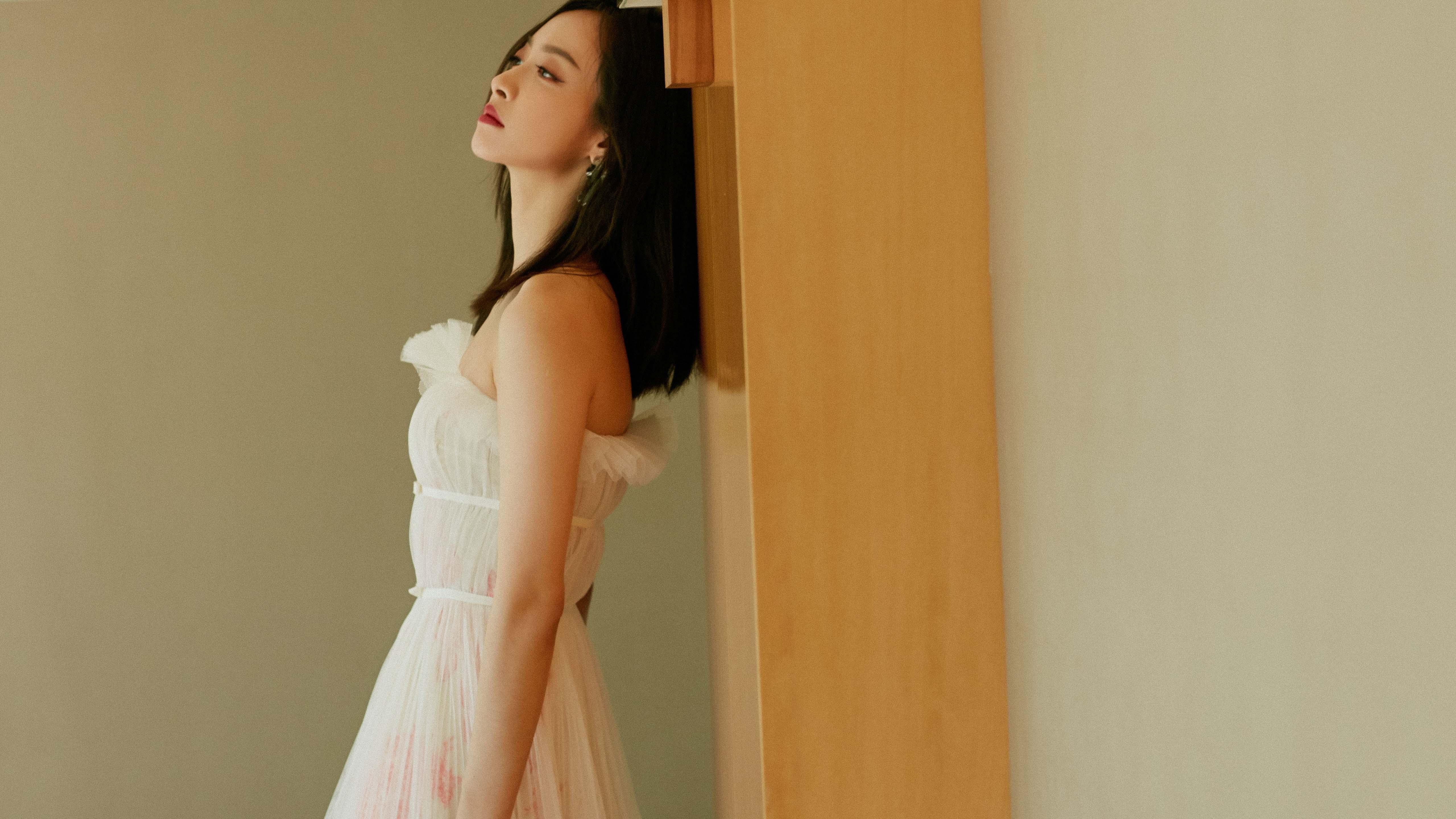 开云在线直播-赛道与棋盘，F1街道赛焦点战中的开拓者式战术压制