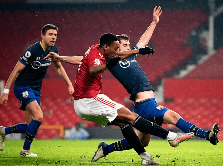 开云体育官方网站-中国血洗曼城，格纳布里制霸全场